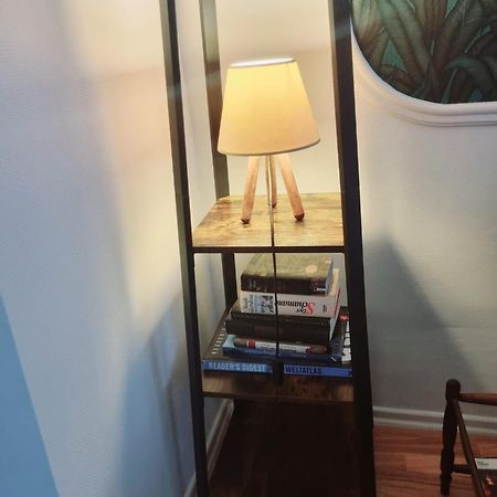 Stay In Aux, Feel At Home ! 2 Room Apartment Central Incl All You Need For 4 Person, 24H Check In, Pkw Parking Only Augusta Esterno foto