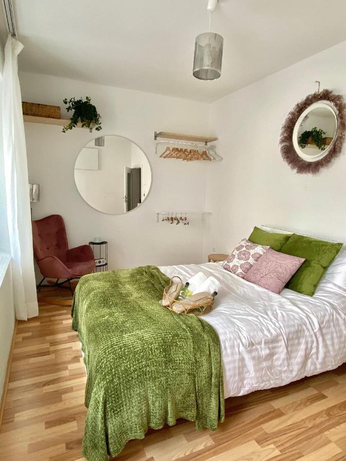 Stay In Aux, Feel At Home ! 2 Room Apartment Central Incl All You Need For 4 Person, 24H Check In, Pkw Parking Only Augusta Esterno foto
