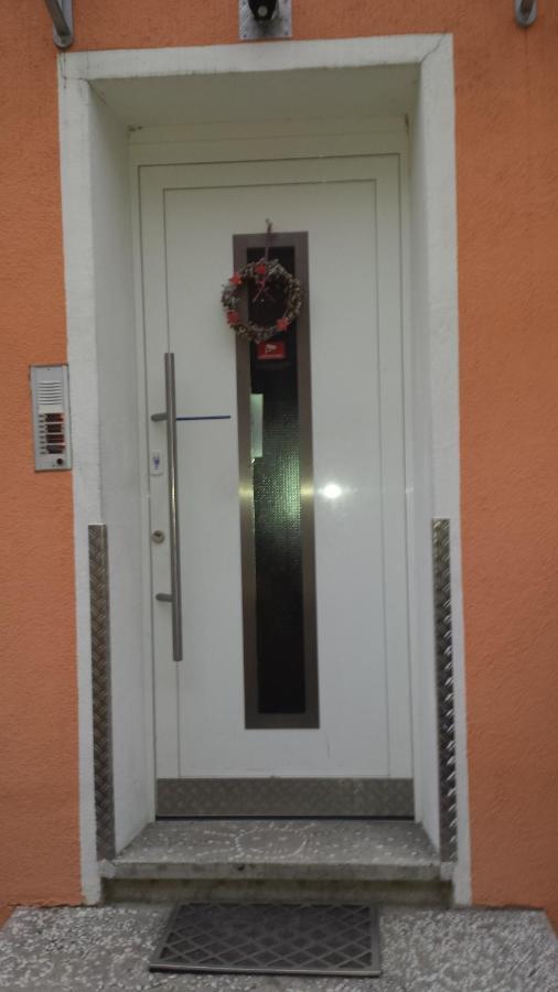 Stay In Aux, Feel At Home ! 2 Room Apartment Central Incl All You Need For 4 Person, 24H Check In, Pkw Parking Only Augusta Esterno foto